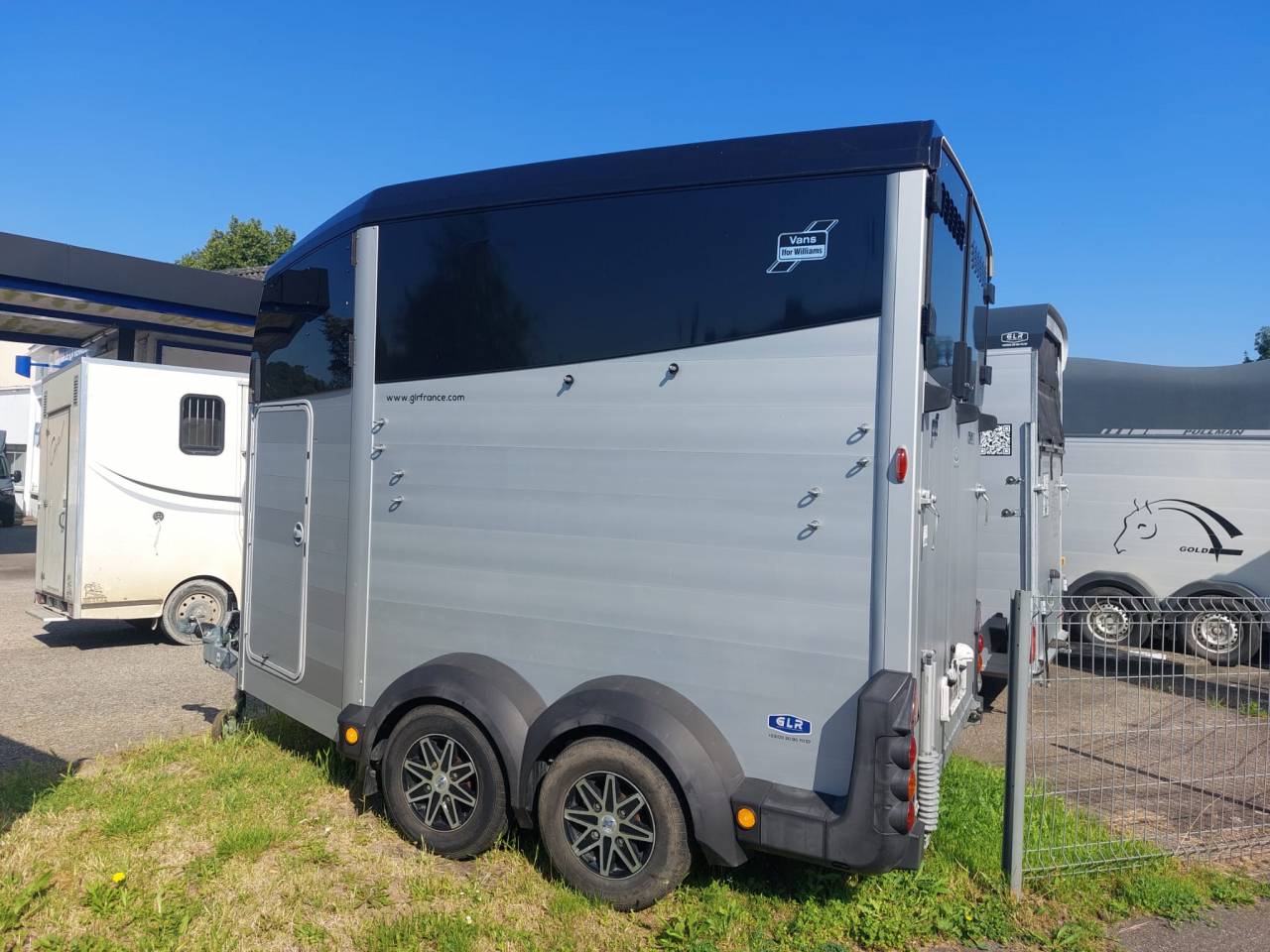 Van HBX511, spacious 2-horse trailer – 2019 – Image 2