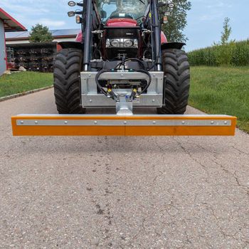 Racloir universel hydraulique 1500mm Fliegl pour entretien bâtiments – Image 5