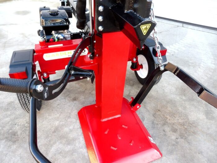 Fendeuse de bûches thermique sur remorque FH24T - Capacité 24 tonnes – Image 5