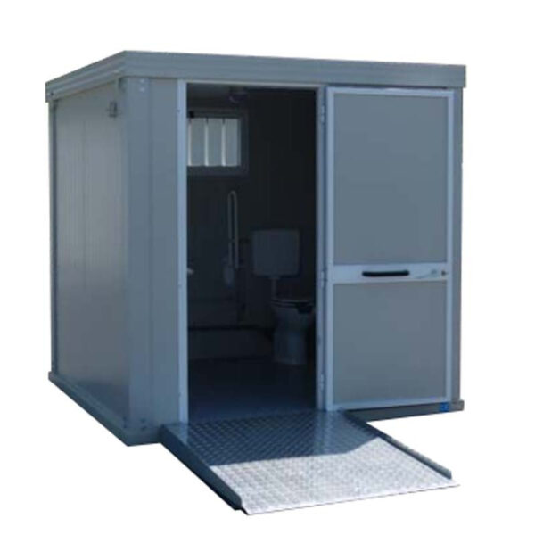 Bloc sanitaire PMR neuf avec WC et lavabo PMR, dimensions adaptées aux normes PMR – Image 2