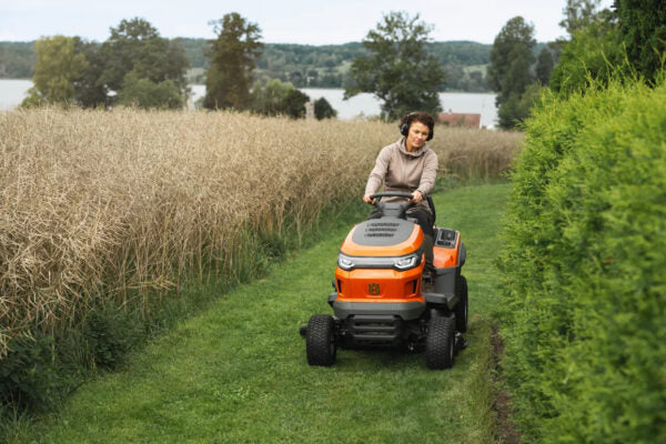 Tondeuse autoportée Husqvarna TS 215T - 15.9 CV – Image 6