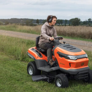 Tondeuse autoportée Husqvarna TS 215T - 15.9 CV – Image 10