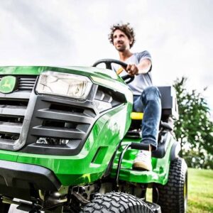 Tondeuse autoportée John Deere X127 - Performances exceptionnelles – Image 6