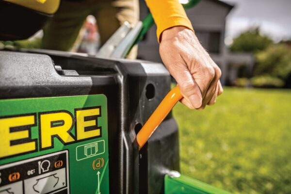 Tondeuse Zero Turn John Deere Z515E – Image 6