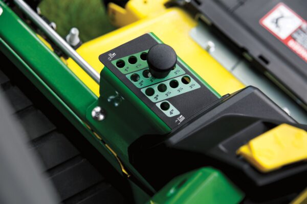 Tondeuse autoportée John Deere Z545R - Performances premium – Image 2